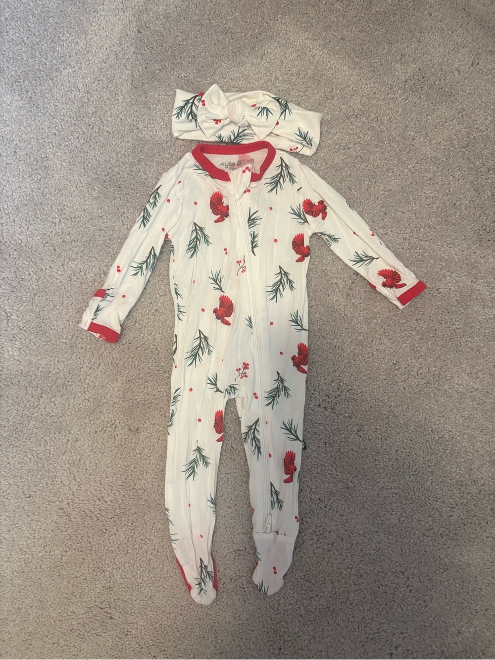Kyte BABY White Footed Sleeper with Red Cardinal Print and Matching Headband